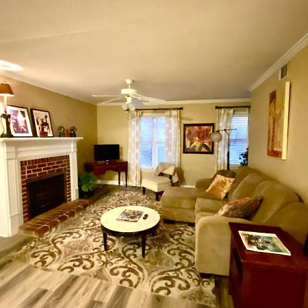 Trendy 2Bed 2 Bath Villa In The Village With King Bed Raleigh Zewnętrze zdjęcie