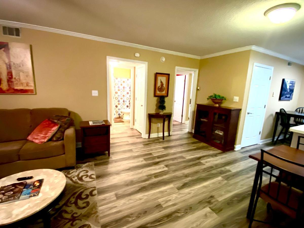 Trendy 2Bed 2 Bath Villa In The Village With King Bed Raleigh Zewnętrze zdjęcie