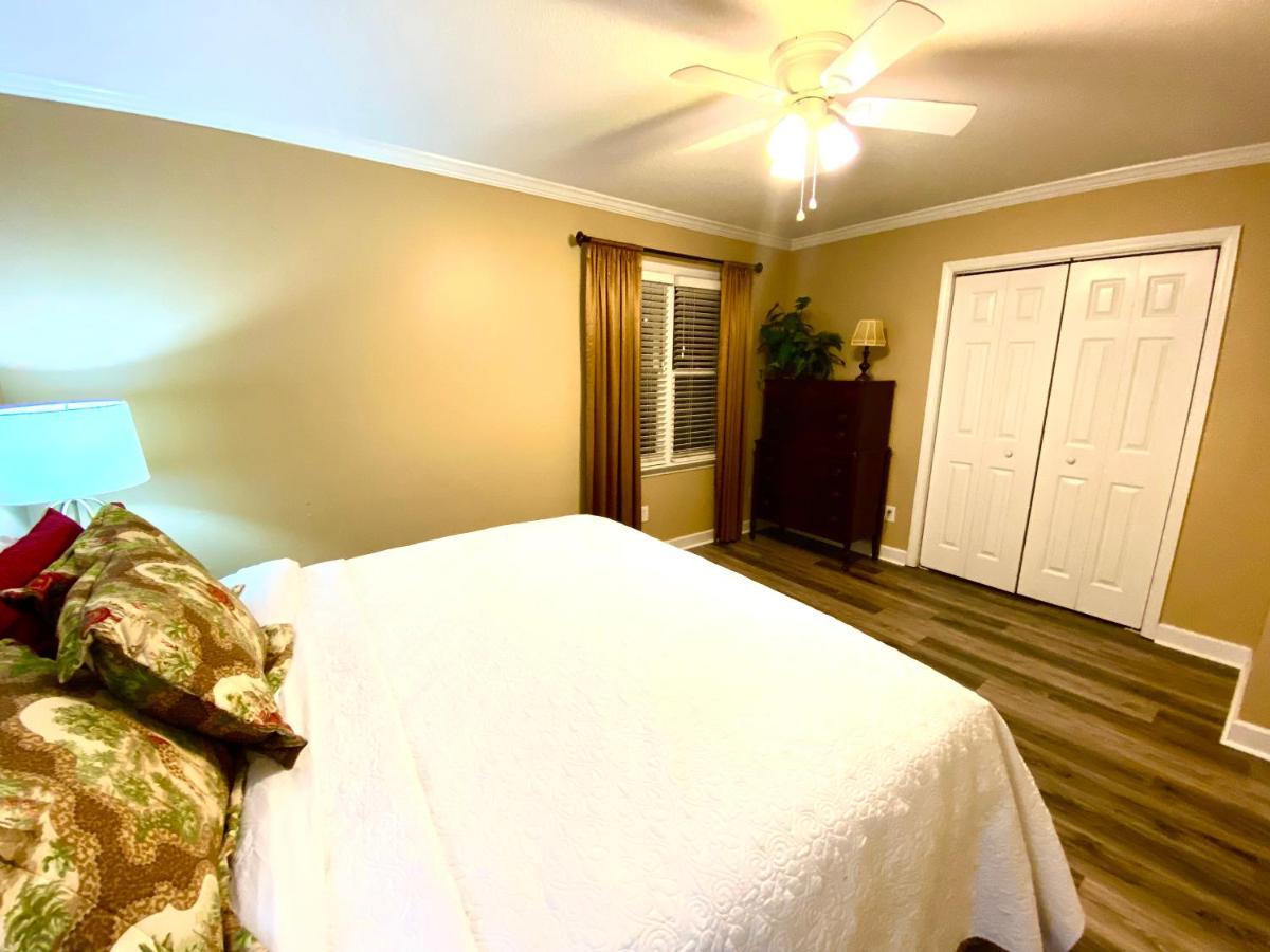 Trendy 2Bed 2 Bath Villa In The Village With King Bed Raleigh Zewnętrze zdjęcie